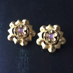 Vintage Fashion Gold Flower Clip-On Earrings
